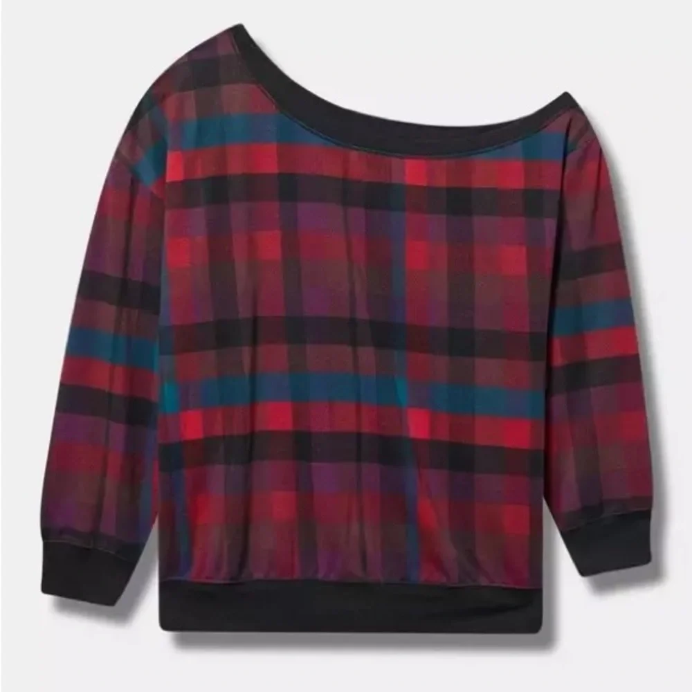 NWT Torrid Red Plaid Off-Shoulder French Terry Top – Size 1 - Picture 5 of 6
